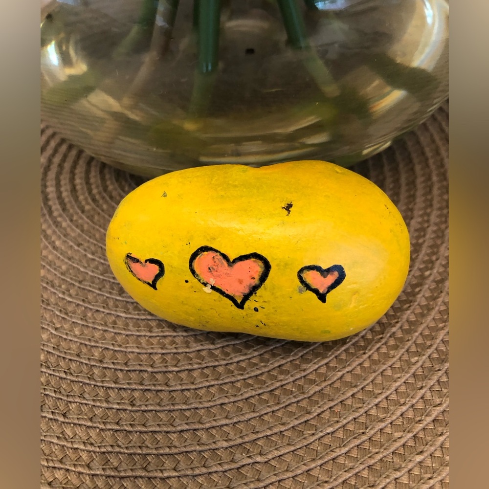 BUTTERFLY TOUCH OF SPRING HAND PAINTED ROCK - Picture 4 of 7